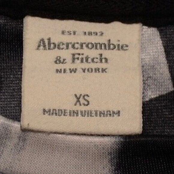 Abercrombie & Fitch Women’s Sz XS Essential Cropped Crew Neck Sweatshirt - Picture 4 of 7